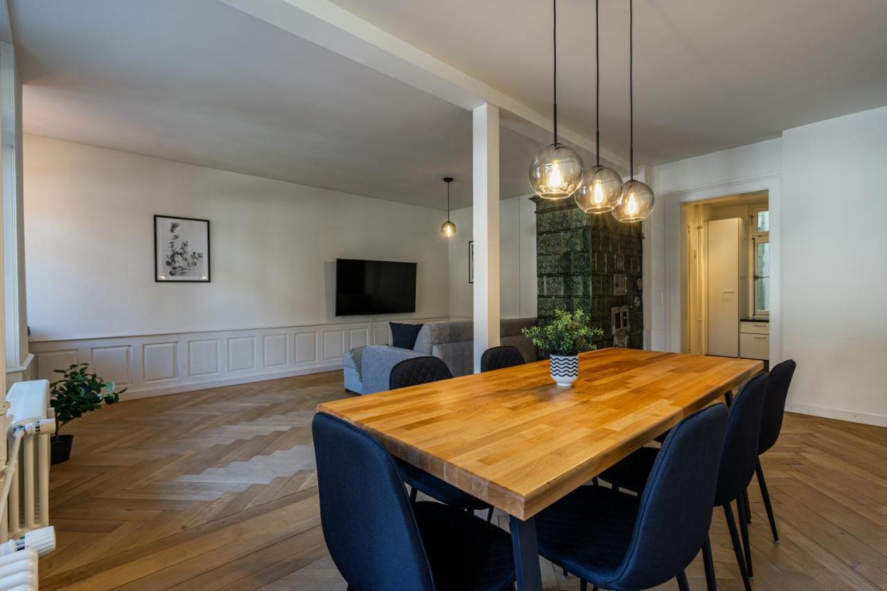 Historische Wohnung Im Herzen Der Thuner Altstadt Buitenkant foto