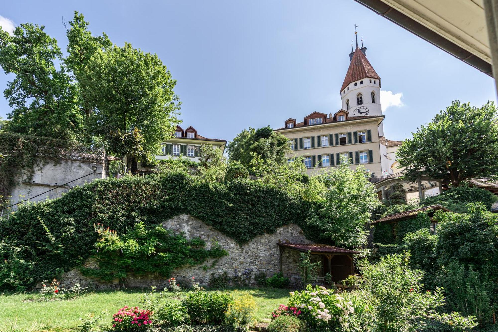Historische Wohnung Im Herzen Der Thuner Altstadt Buitenkant foto