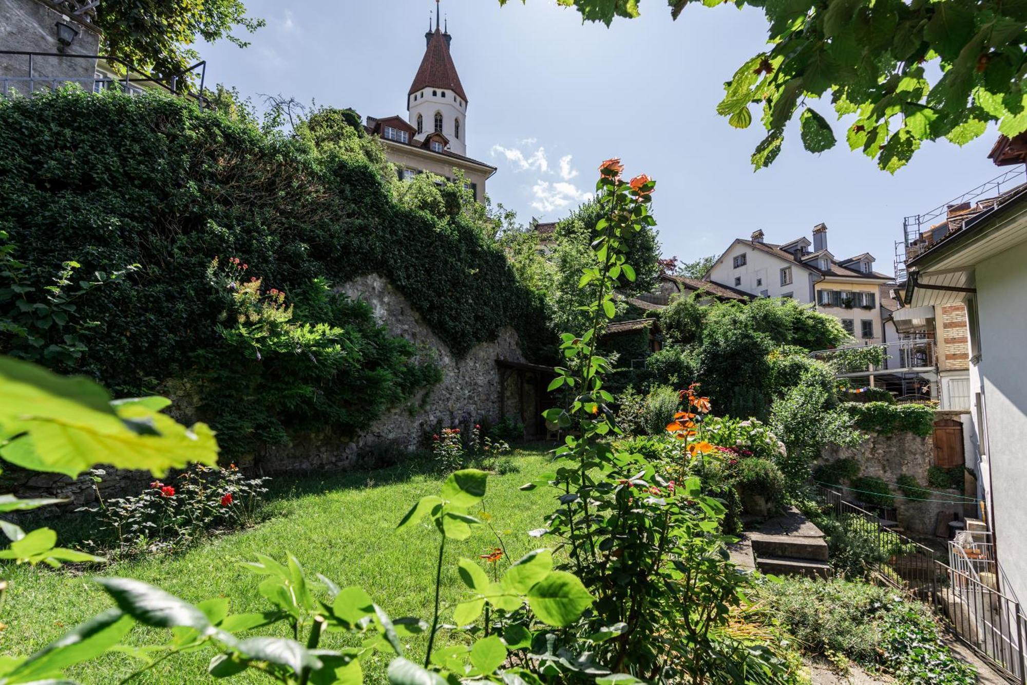 Historische Wohnung Im Herzen Der Thuner Altstadt Buitenkant foto